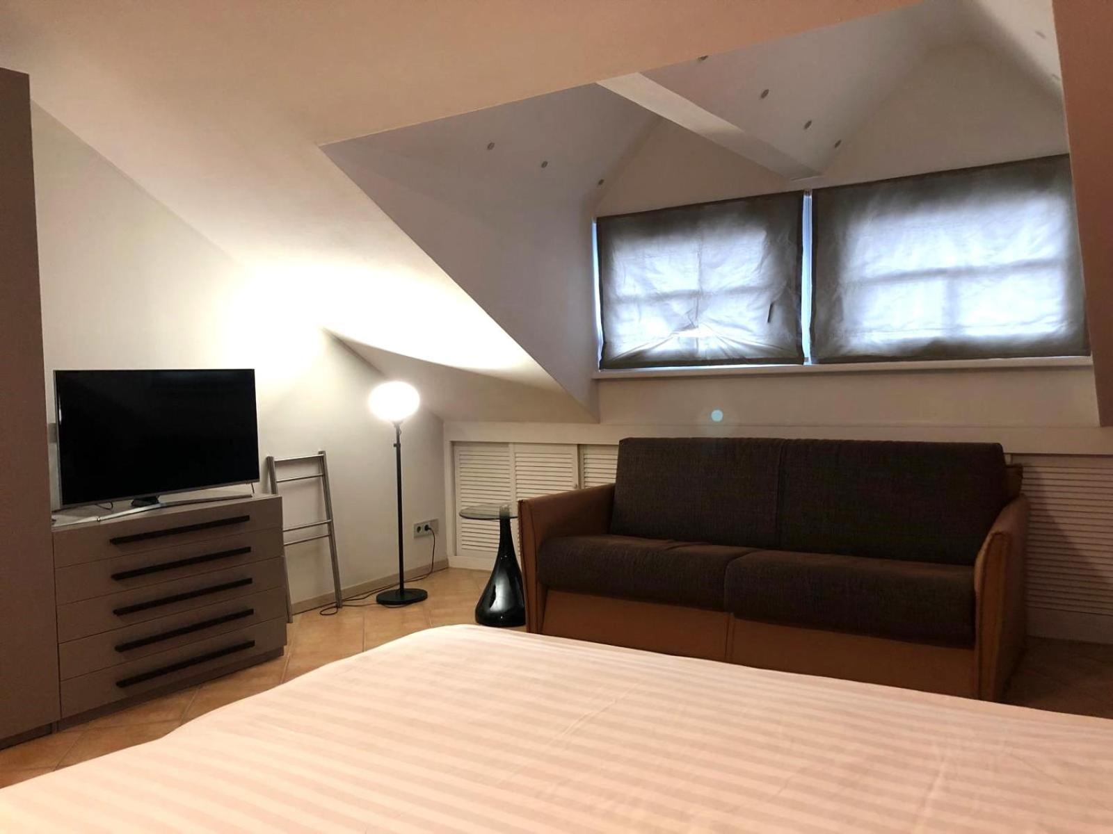 Appart-Hotel Gwendy Bour Экстерьер фото