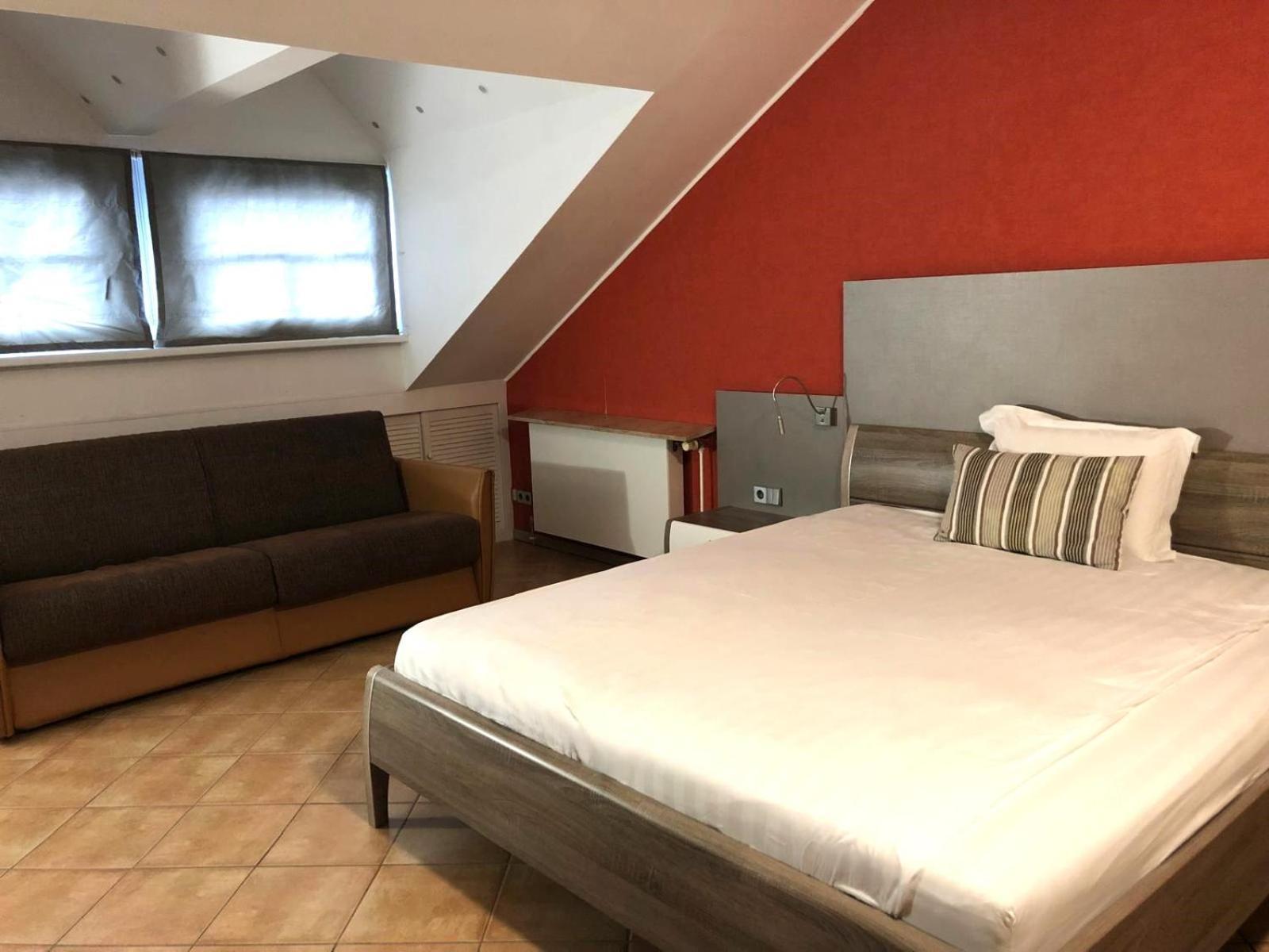 Appart-Hotel Gwendy Bour Экстерьер фото