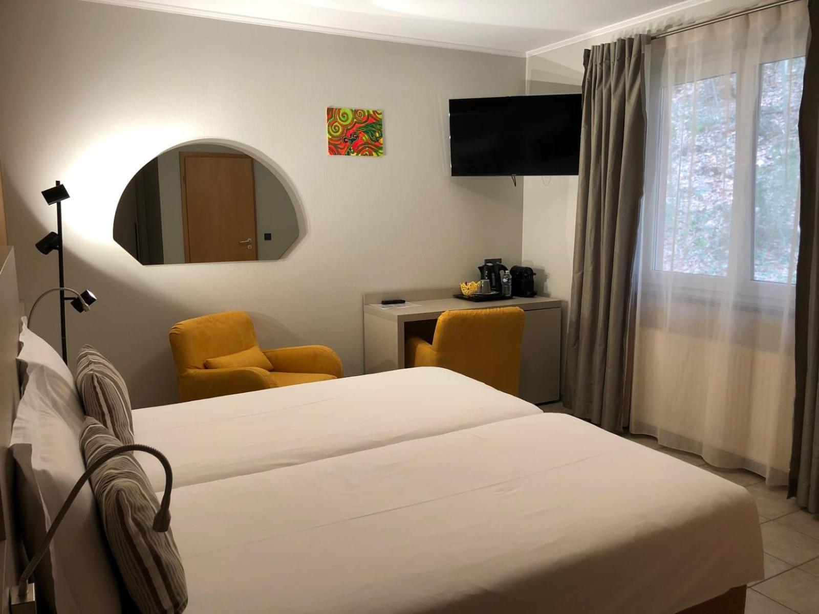 Appart-Hotel Gwendy Bour Экстерьер фото