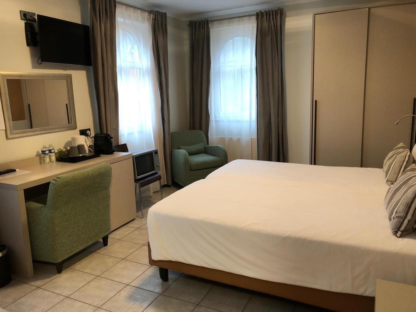 Appart-Hotel Gwendy Bour Экстерьер фото
