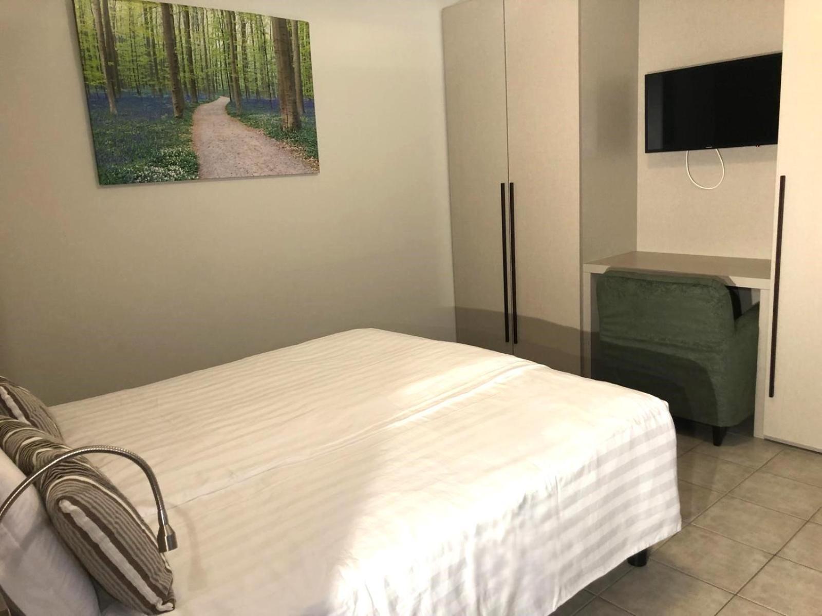 Appart-Hotel Gwendy Bour Экстерьер фото